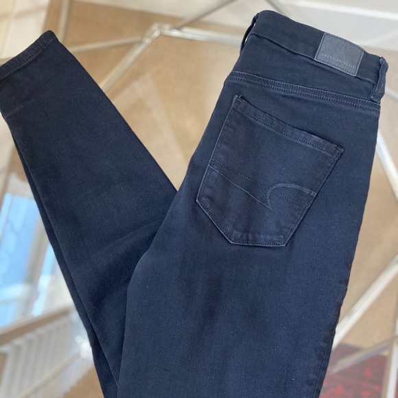 SOLD** American Eagle Curvy Hi Rise Jegging - Picture 1 of 9